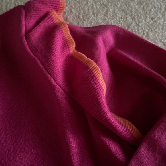 Pink ruffled sweater new - Picture 3 of 4